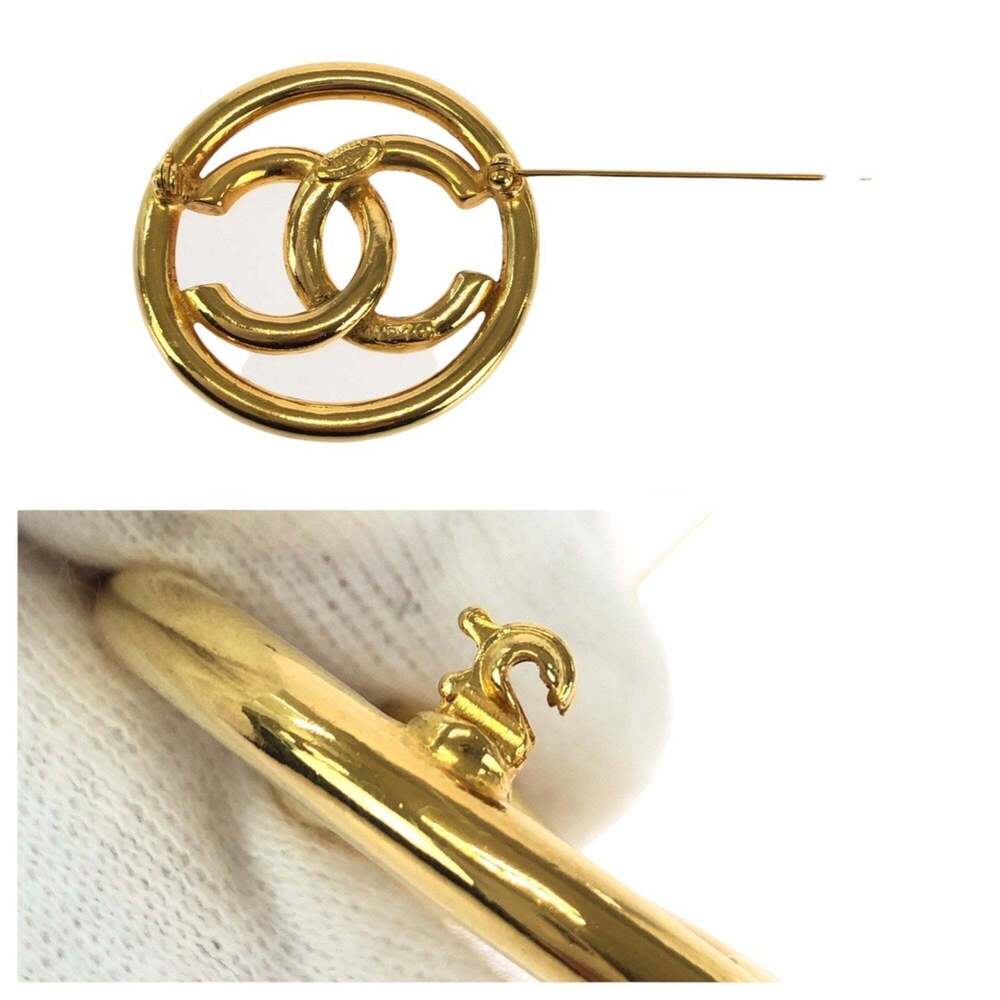 CHANEL Authentic Vintage Gold Logo Brooch - Picture 5 of 6